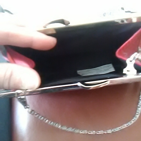 Elegant Red Clutch Bag - Picture 4 of 5